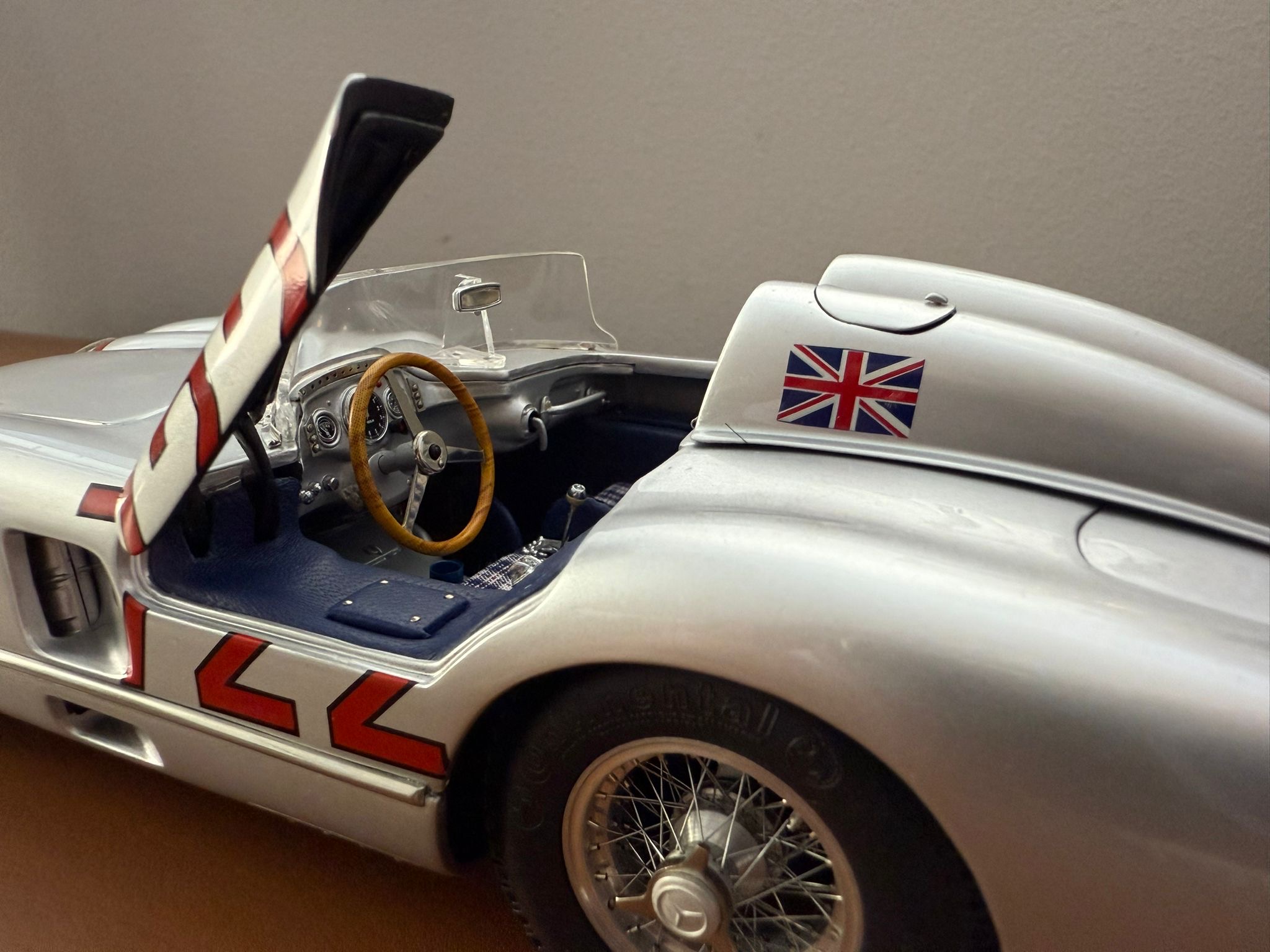 La Vista Auctions | Auction 31 | RARISSIMA