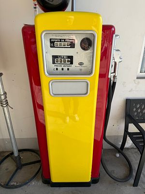 SHELL FUEL PUMP, 1958. Beautiful 1958 gas pump 
Restored and carefully repainted, with the 