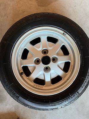 LANCIA BETA - AN ALLOY WHEEL WITH PIRELLI TYRES. Lancia Beta coup&eacute; 1981 
Spare wheel: alloy rim 