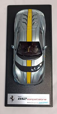 MODELLO FERRARI 812 COMPETIZIONE LAUNCH VERSION, SCALA 1:43, ANNO 2022. LookSmart &egrave; l’azienda 