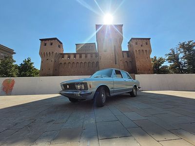 FIAT 130 BERLINA. Fiat 130 berlina 
2800 
Cambio automatico ZF 
Motore e Cambio completamente 