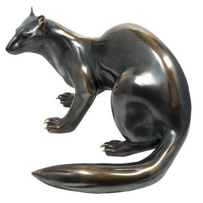 Бронзовая скульптура "Куница" - это произведение искусства, которое станет настоящим украшением 