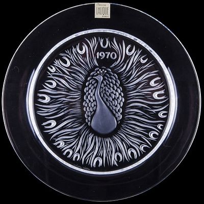 Lalique Коллекционная тарелка &laquo;Павлин&raquo; 1970 г. Франция, 1970 г. клеймо: Lalique France 
Д: 21 