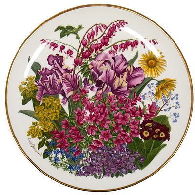 Wedgwood коллекционная тарелка «Май», серия «Цветы года», Англия, 1977 г. д.: 27 см 
фарфор 