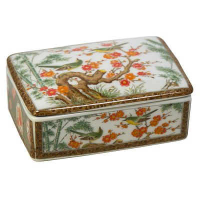 Винтажная шкатулка для мелочей, Япония, 80-е гг. . Фарфор, 
клеймо производителя на основании 