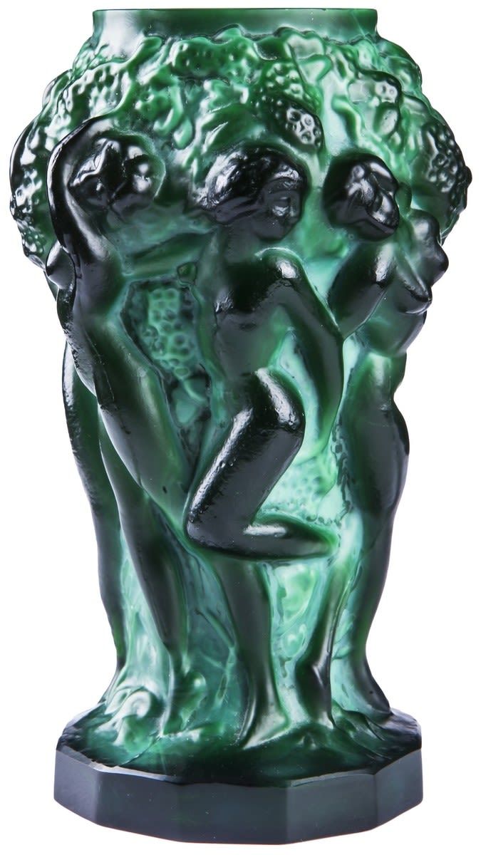 Винтажная ваза с женскими силуэтами, Богемия, 1980-е гг. 
. В: 12 см. 
Малахитовое стекло с 