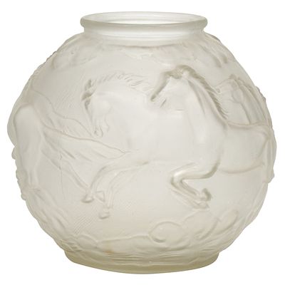 Ваза Barolac "Бегущие лошади", Чехославакия, 1930-е гг. Ваза Barolac в стиле ар деко, с 