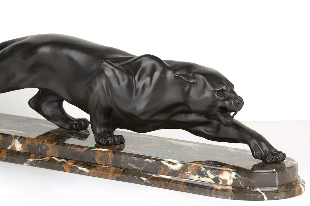 Скульптура &laquo;Черная Пантера&raquo;, бронза. Бронза, золочение, мрамор 
ручная работа 
Пантера – символ 