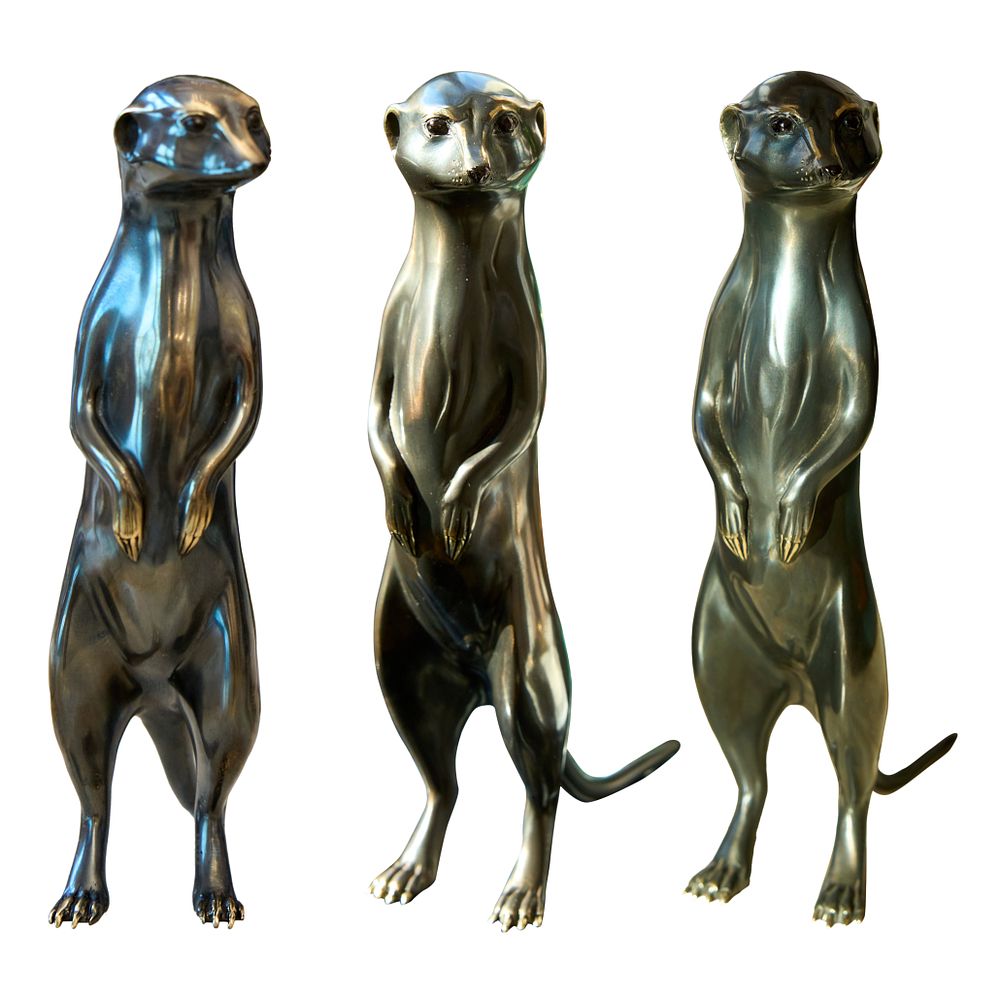 БРОНЗОВЫЕ СКУЛЬПТУРЫ &laquo;СУРИКАТЫ&raquo;, 3 ШТ. Сурикаты - маленькие хищные млекопитающие, обитающие в 