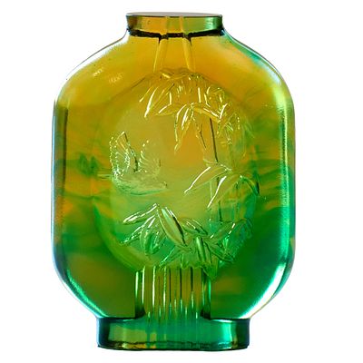 Tittot статуэтка, 2005 г., лимитированная выпуск. В 1994 году Ван Юнг-шань и группа энтузиастов 