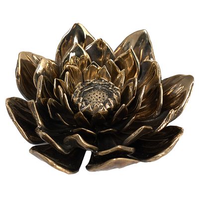 Лотос скульптура, бронза. Художественное литье, ручная работа 
Бронза, патинирование, ручная 