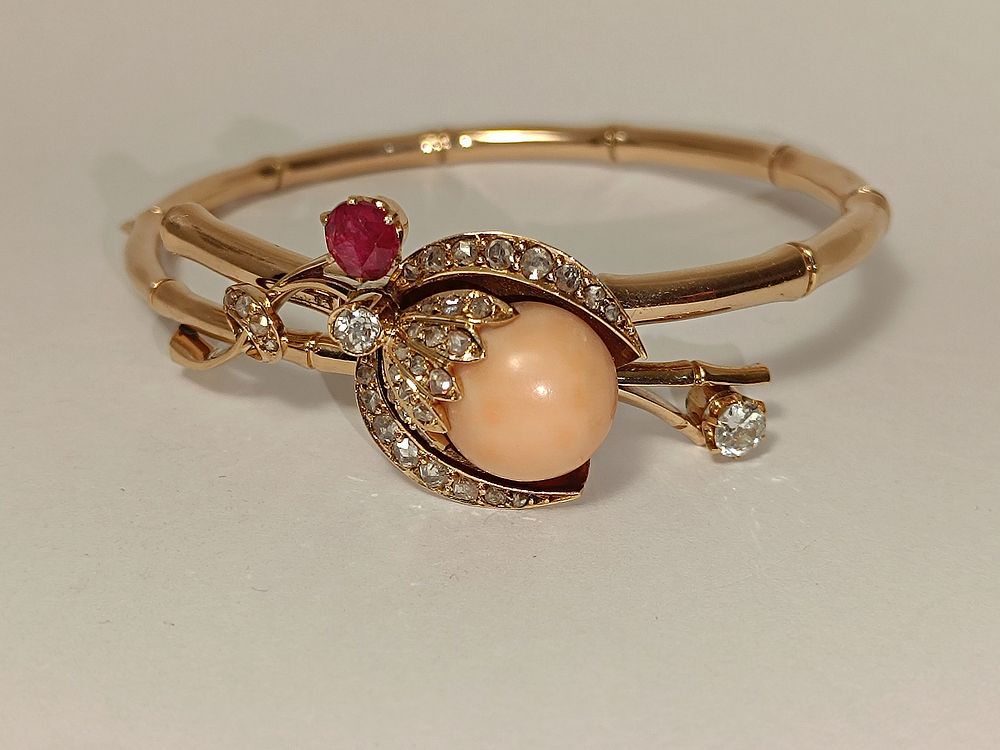 Leiloeira Antiqu&aacute;ria | Auction 17 | GOLD, SILVER, WATCHES AND ANTIQUES