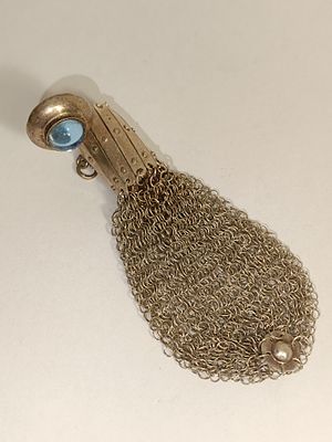 Silver coin purse with stone, 21.3g