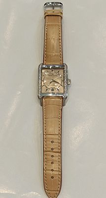 Rel&oacute;gio Maurice Lacroix modelo Pontos, autom&aacute;tico em a&ccedil;o com diamantes