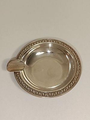 Topaz brand 925% silver ashtray, 25.8g 
7cm wide