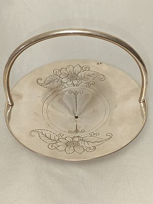 Original antique eagle silver ticket box 833% Topaz with flower motif handle and 3 round feet 