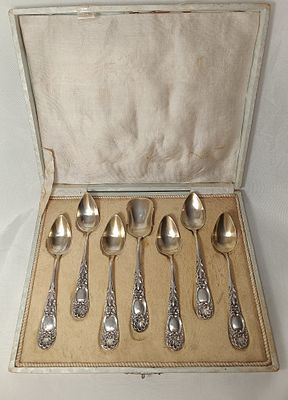 Case with 7 coffee spoons in wild boar silver (1887-1937), 102.6g