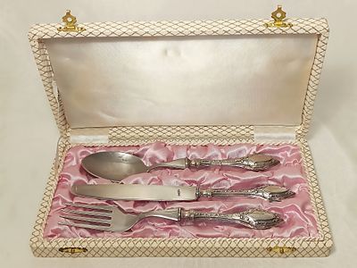 Set of 3 stainless steel children's cutlery sets with antique silver "rooster's head" handles 833%
