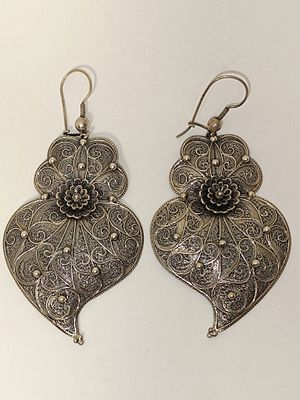 Par de brincos tradicionais Cora&ccedil;&atilde;o de Viana em prata filigrana 925%, 37.2gr com 11cm