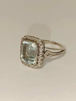 Anel em ouro branco 800% com diamantes e &aacute;gua marinha, 6.8gr 
Medida 15