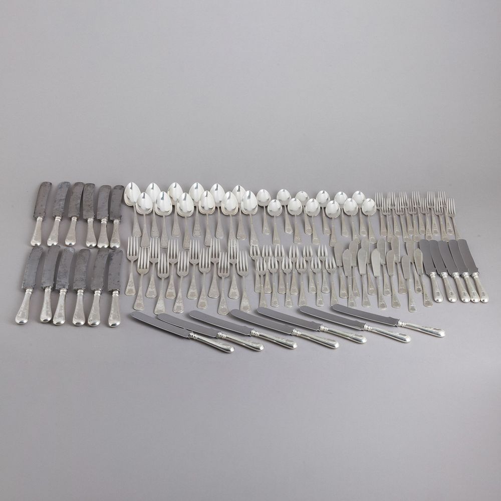 Leiloeira Côrte Real | Subasta 8 | Antiques & Works of Art