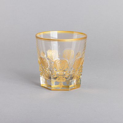 COPO. Em cristal de Baccarat, decora&ccedil;&atilde;o facetada a dourado, modelo Harcourt Empire. Marcado. 