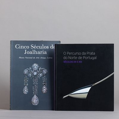 DOIS LIVROS. "Cinco S&eacute;culos de Joalharia" por Leonor d'Orey. Museu Nacional de Arte Antiga 