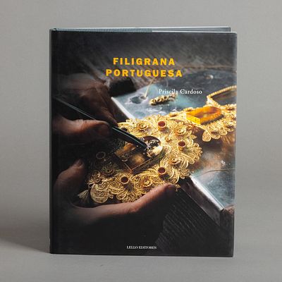 FILIGRANA PORTUGUESA. Por Priscila Cardoso, fotografia de Jos&eacute; Lu&iacute;s Braga. Profusamente 
