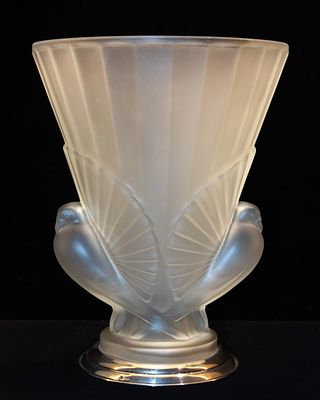 Glass Jug. Frosted glass jug with stylised dove figures and silver base. Porto silver hallmark 