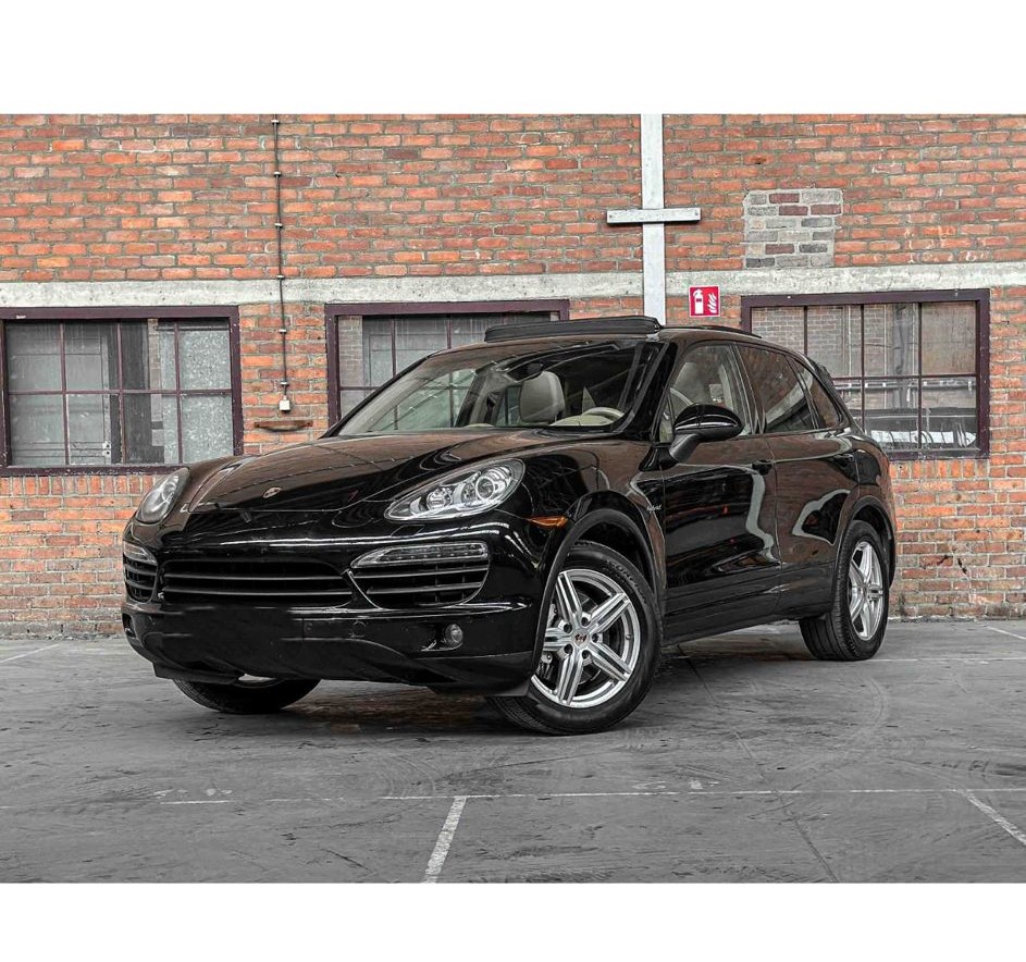 NowLeiloes | Leilão Porsche | Porsche Cayenne S Híbrido - 3.0 V6 - 385 CV.