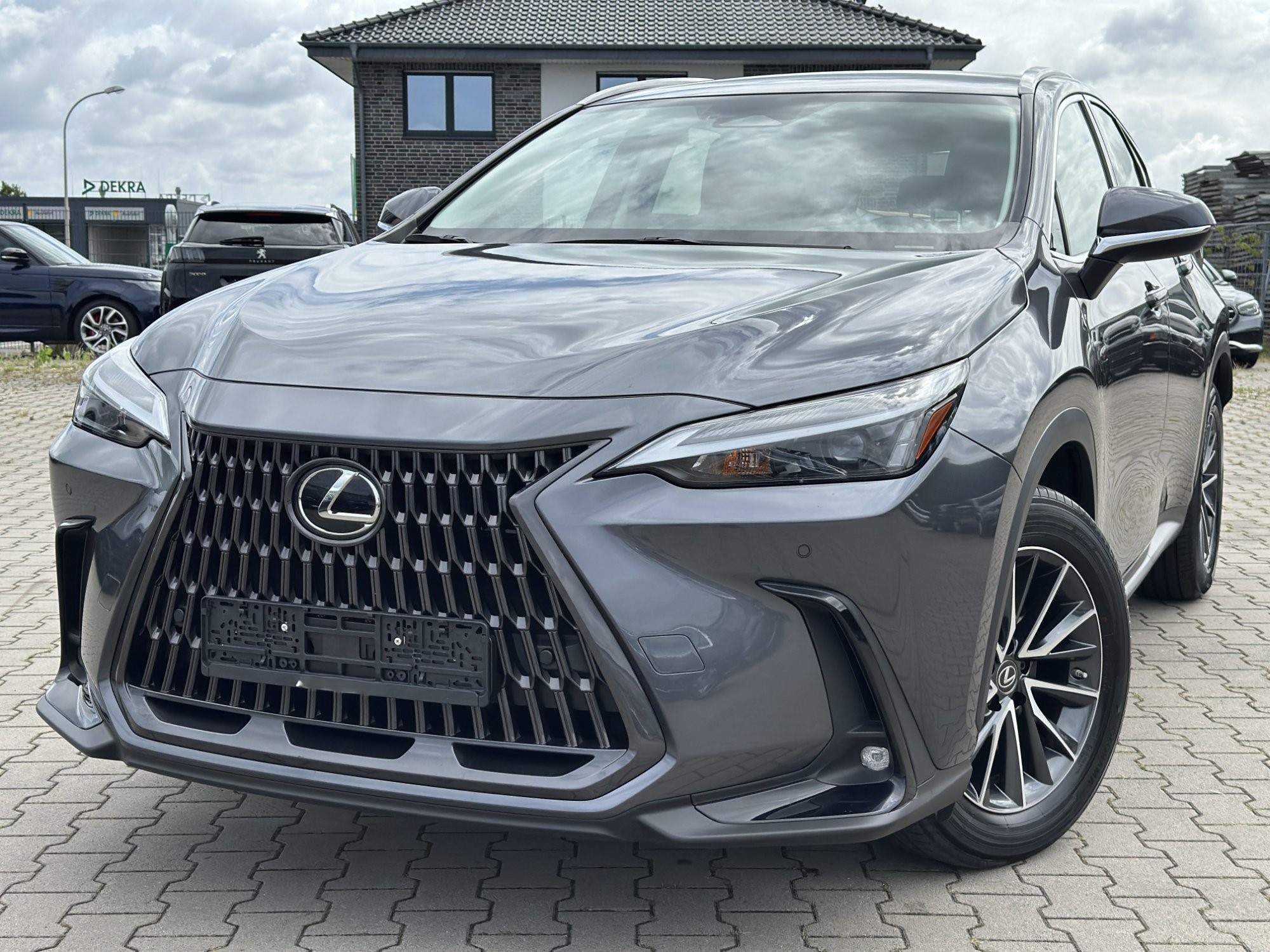 NowLeiloes | Leilão Lexus | Viaturas Lexus - Híbrido Gasolina/Elétrico (HEV) - Automático.