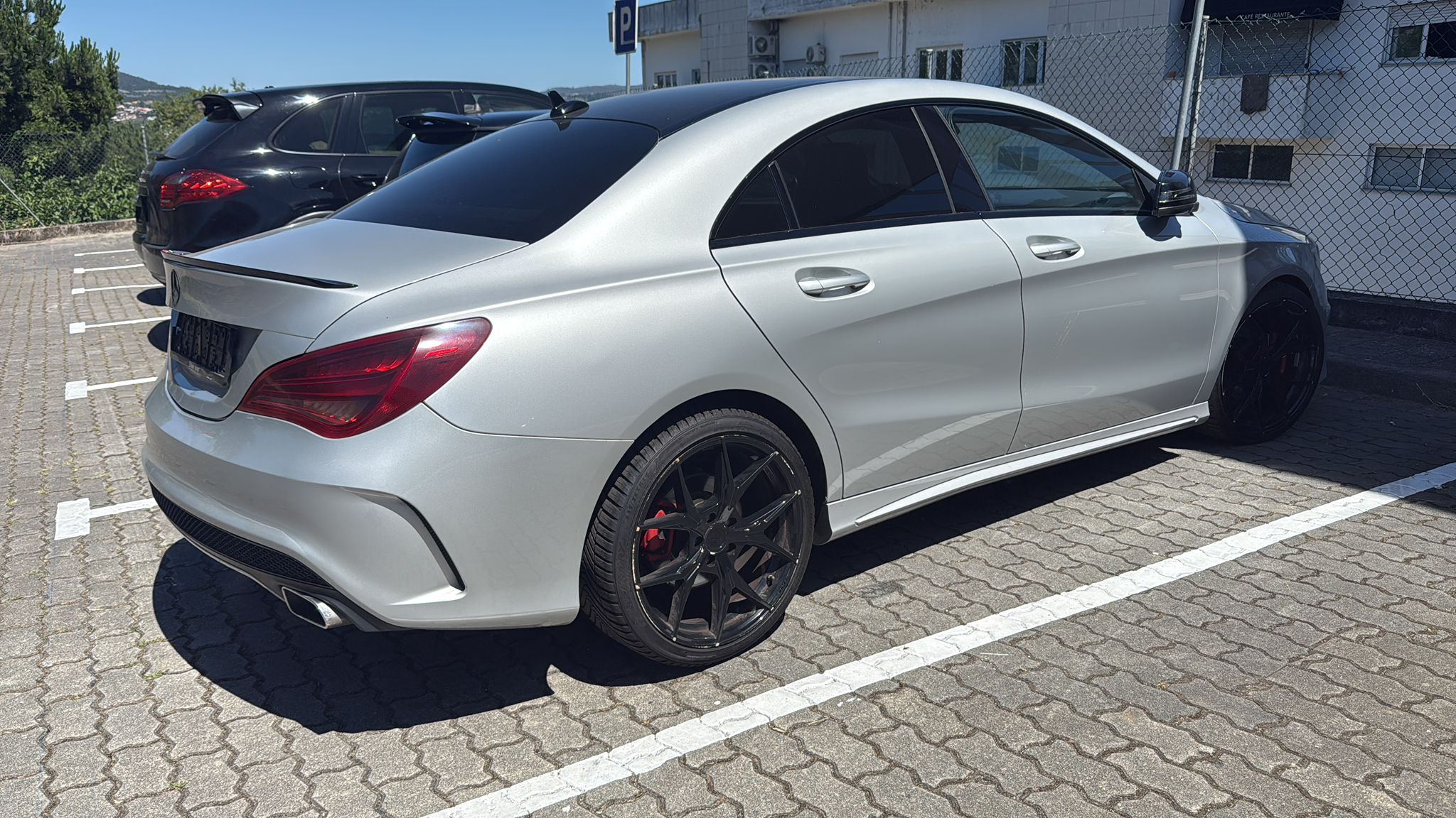 NowLeiloes | Leilão mer | Mercedes-Benz CLA180 Prestige Comfort 122c 2015 - ENTREGA IMEDIATA