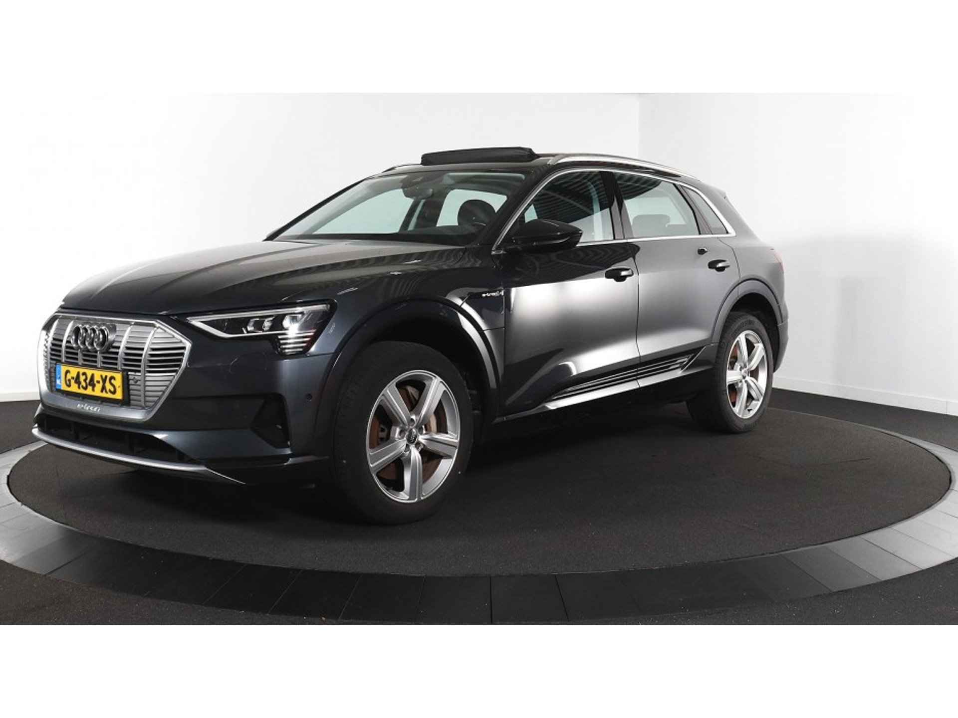NowLeiloes | Leilão E-Tron | Viaturas Audi E-Tron - Quattro - Elétrico - Automático.