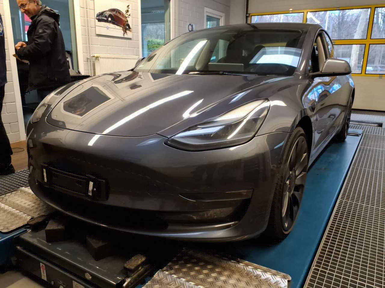 NowLeiloes | Auction Tesla