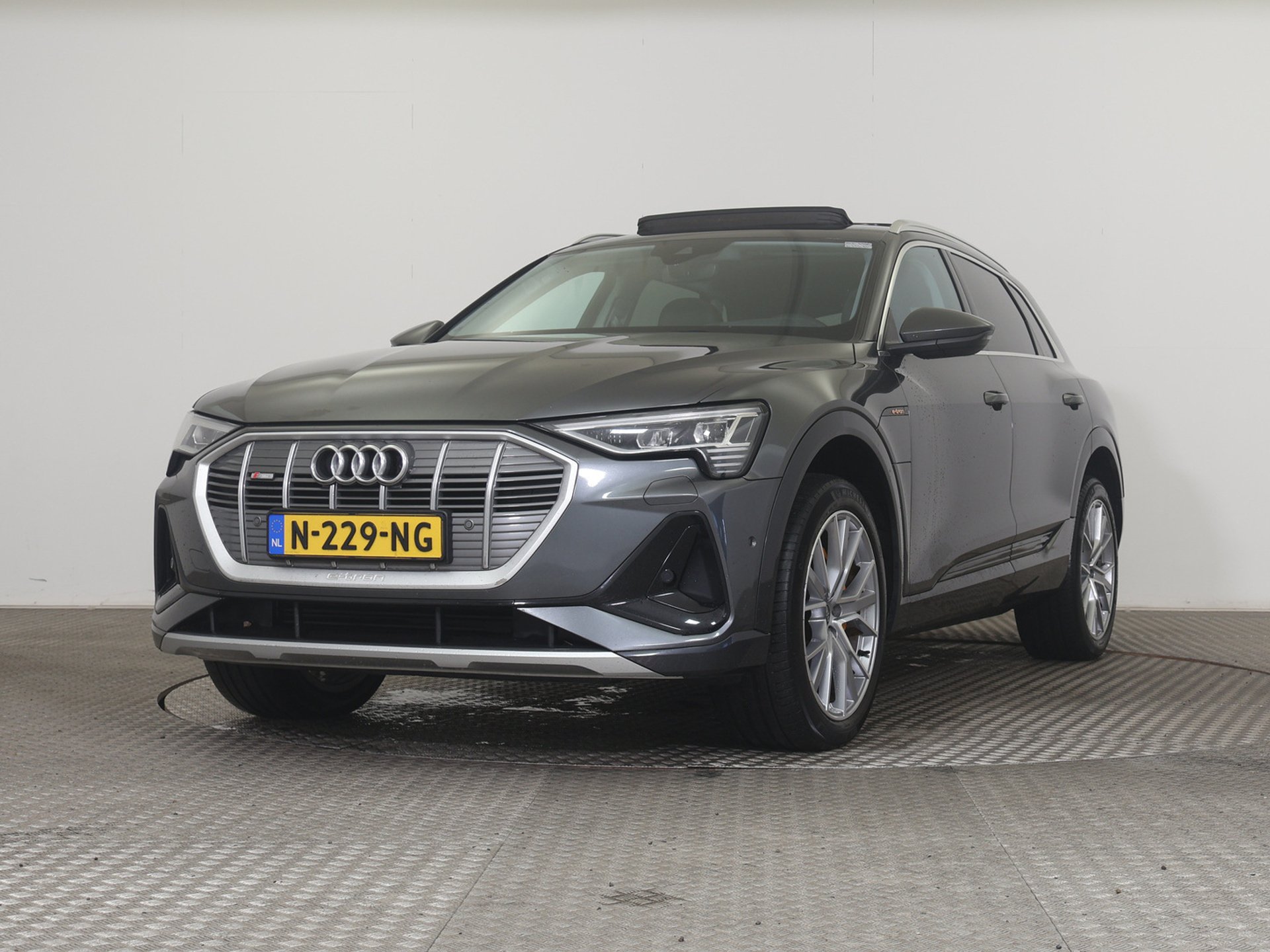 NowLeiloes | Auction Audi