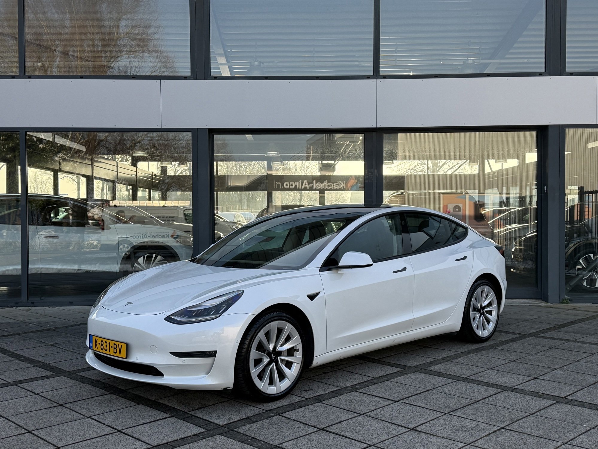 NowLeiloes | Auction Tesla