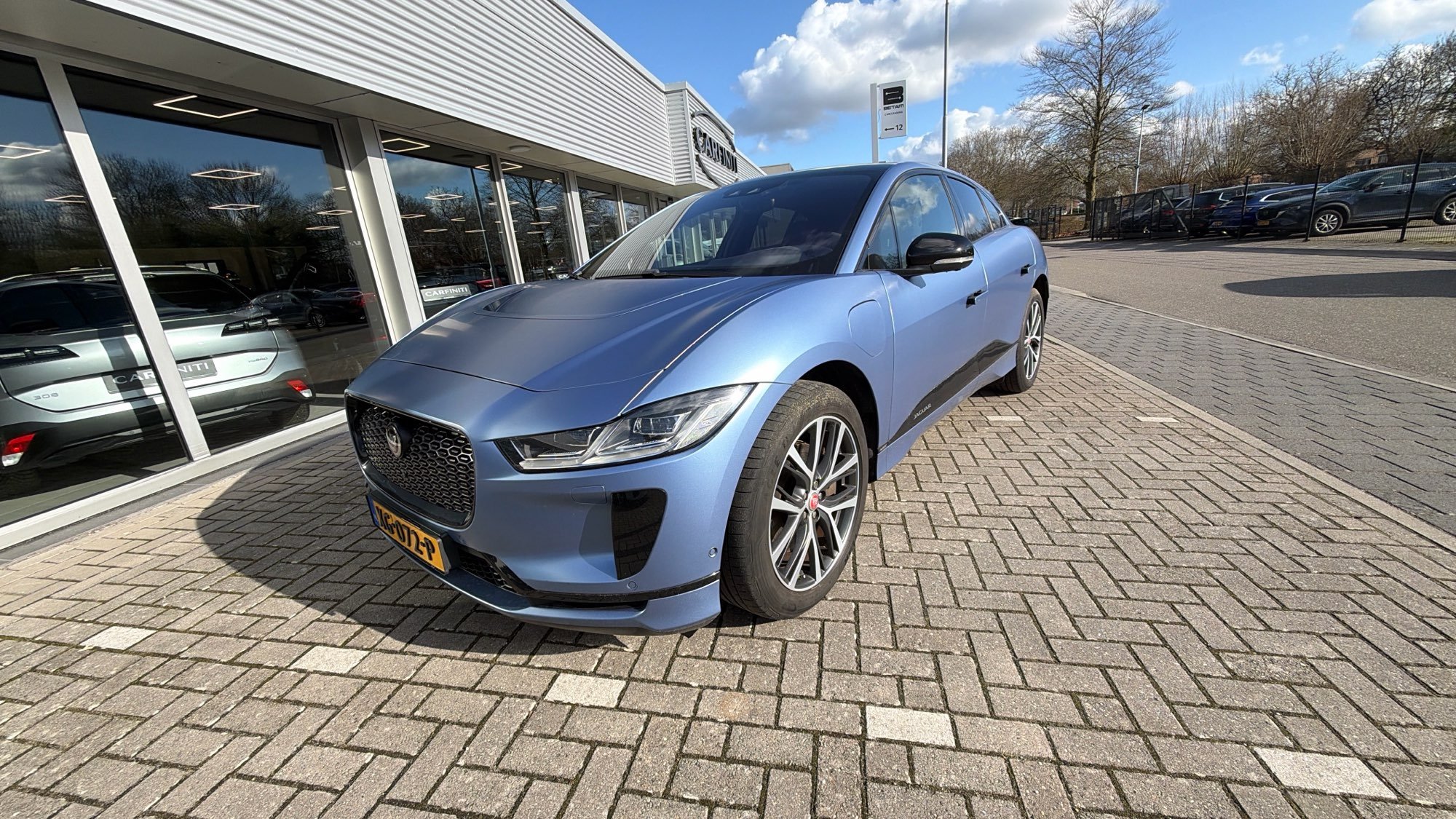 NowLeiloes | Auction Jaguar