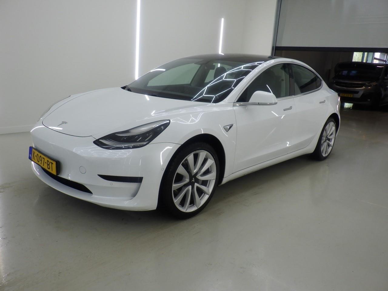NowLeiloes | Auction Tesla
