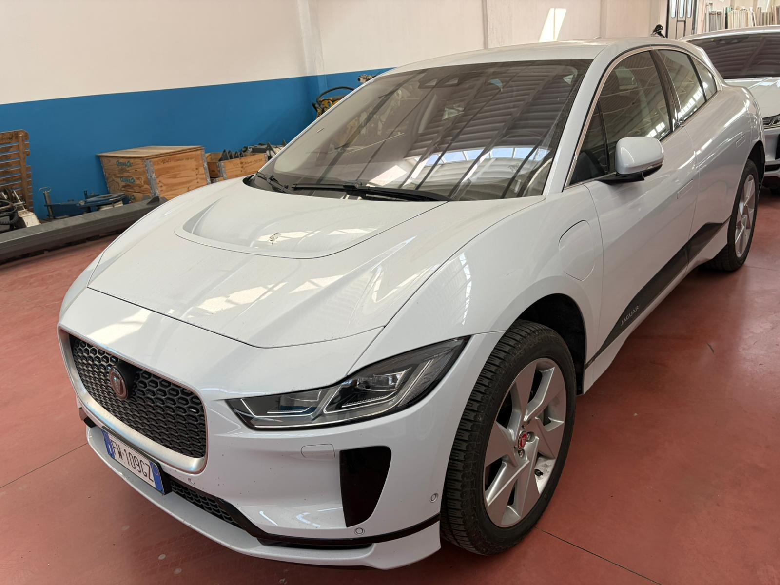 NowLeiloes | Auction Jaguar