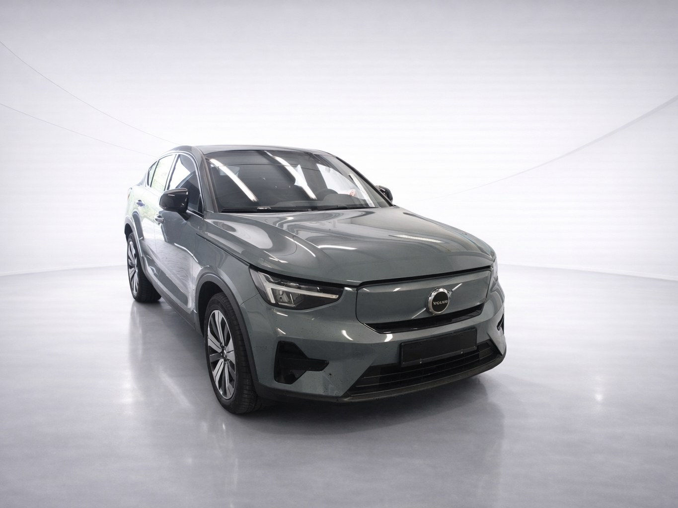 NowLeiloes | Leil&atilde;o Volvo | Volvo C40 Plus - Twin Motor - El&eacute;trico - Caixa autom&aacute;tica - 408 cv