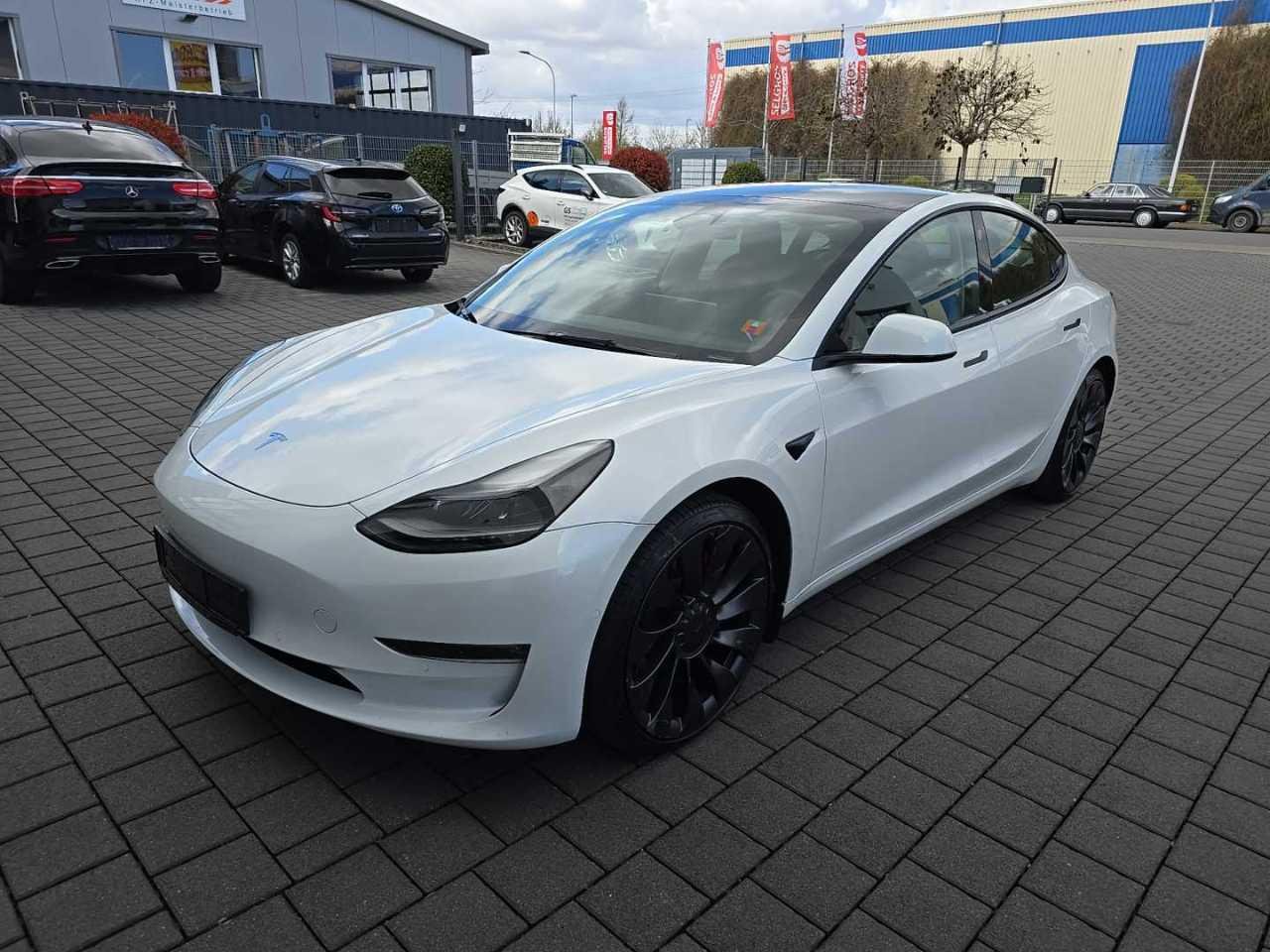 NowLeiloes | Auction Tesla