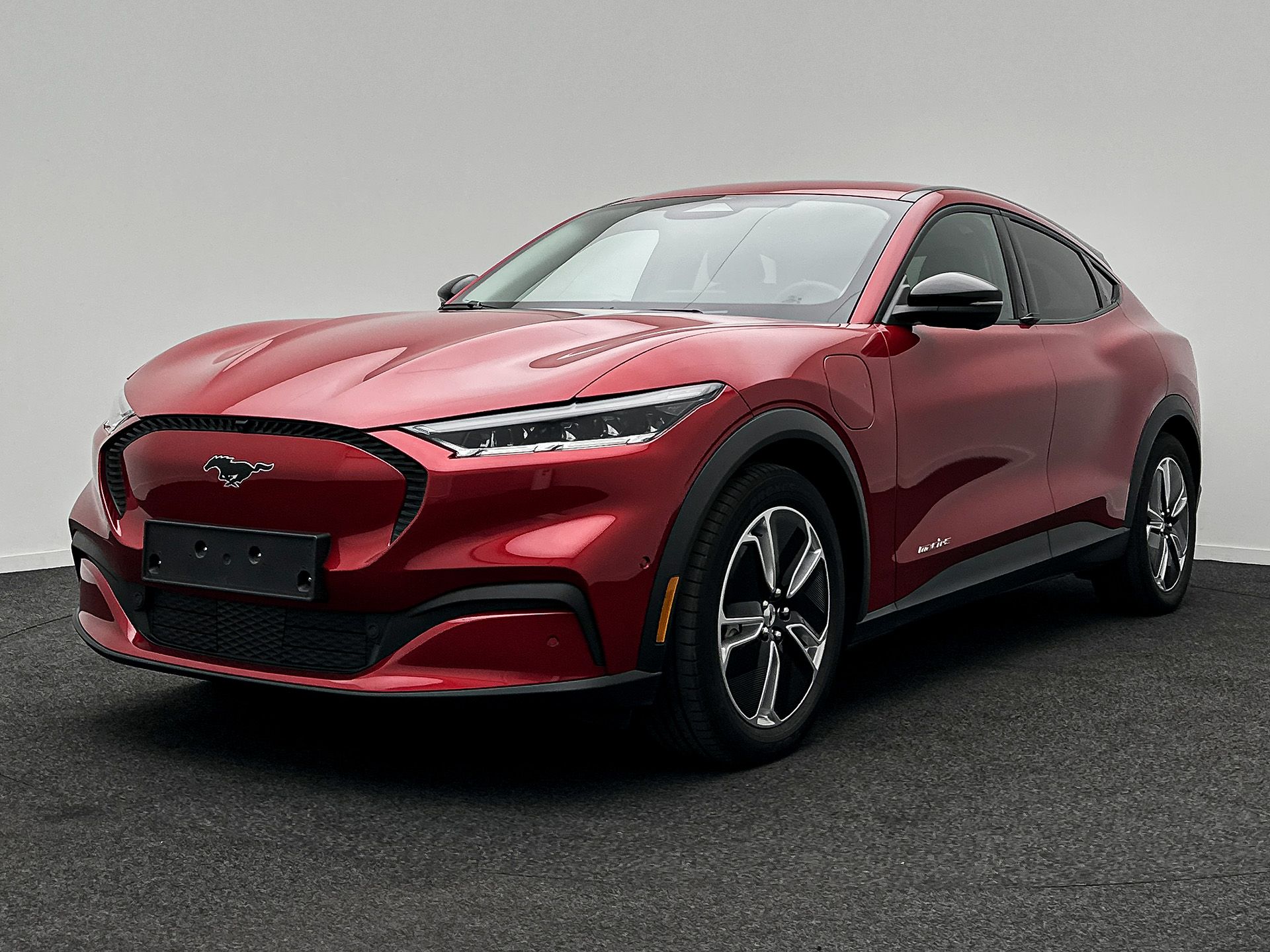 NowLeiloes | Leil&atilde;o Ford | Ford Mustang Mach-E 76 kWh - El&eacute;trico - Caixa autom&aacute;tica - 268 cv
