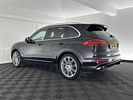 Porsche Cayenne III 2015. 252 000 Km. Zahnrad: Automático
Farbe: cinzento, Pferdestärke: 416. Bild - 2