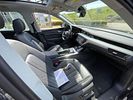 Audi 2019. 92 000 Km. Zahnrad: Automático
Farbe: cinzento.
Tipo de combustível
Elétrica Bild - 6