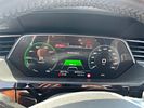 Audi 2019. 92 000 Km. Zahnrad: Automático
Farbe: cinzento.
Tipo de combustível
Elétrica Bild - 7