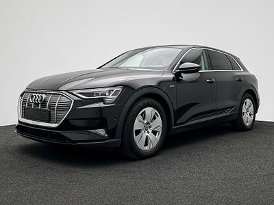Audi E-Tron 55 - Quattro 2020. 66 651 Km. Mudanças: Automático
Cor: preto, Potência: 408 CV 