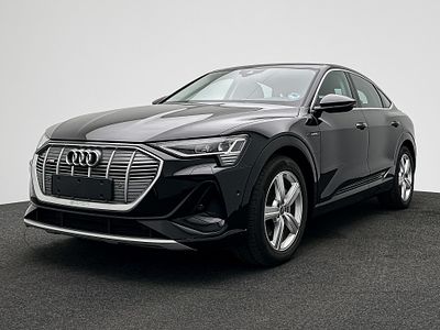 Audi E-Tron Sportback 50 S Line 2022. 13 944 Km. Mudanças: Automático
Cor: preto, Potência: 313 