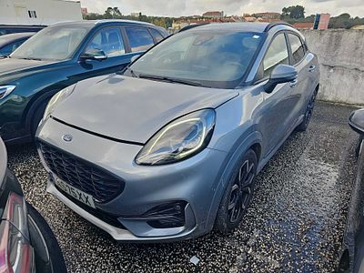 Ford Puma 2022. 117,800 Km
Color: cinzento.