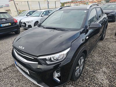Kia Stonic 2022. 114,800 Km
Color: preto.