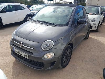 Fiat 500 2021. 113,600 Km
Color: cinzento.